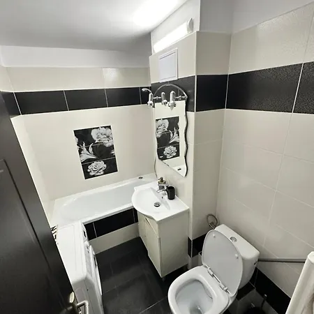 아파트 Flat 9